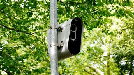 Meerdere flitspalen uit de lucht na hack bij OM