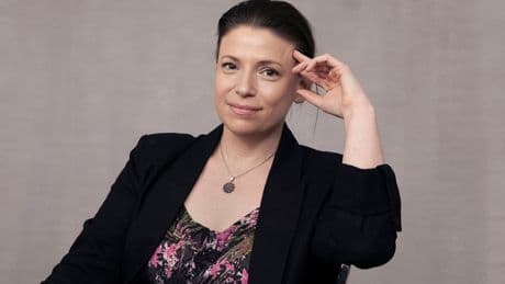 Julia Whelan has narrated 600 audiobooks and counting. So why isn't she paid like it?