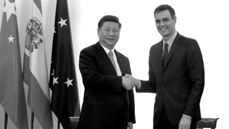 España se aleja de Occidente: el doble riesgo de rechazar el F-35 y abrazar a Huawei