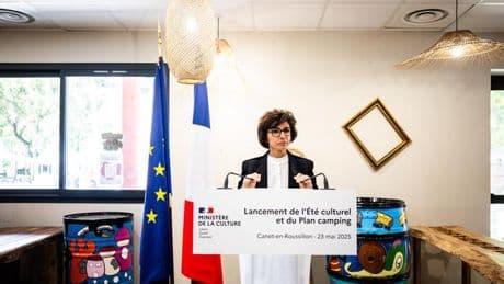 Avec Rachida Dati, le camping en France transformé en “théâtre à ciel ouvert” ?