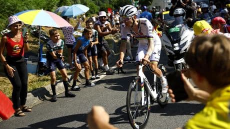 LIVE Tour de France: deelt Tadej Pogacar nog een dreun uit tijdens klimtijdrit?