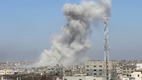 Gaza: la Défense civile fait état d'au moins 76 morts par des tirs israéliens, dont 21 venus chercher de l'aide humanitaire