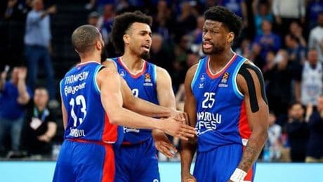 Anadolu Efes seriyi uzatmak için sahaya çıkıyor!