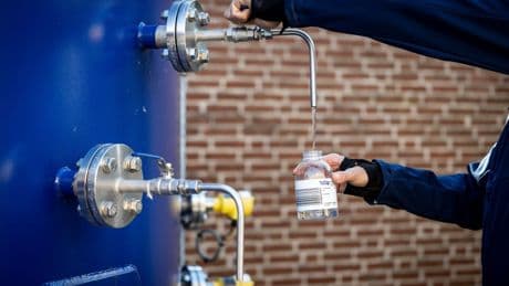 Steeds meer behoefte aan alsmaar schaarser drinkwater: waarom lukt het Nederlanders niet om zuiniger met water om te gaan?