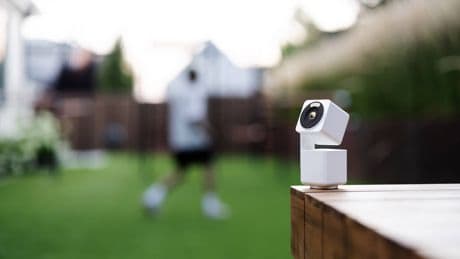Wyze’s newest pan and tilt cam can track your pets in 4K
