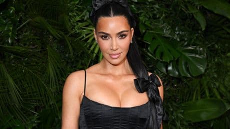 Belly fat ‘may cause burning and painful skin condition’ suffered by Kim Kardashian – how to shift the pounds