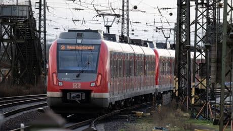 Zugfahren: Bahn entschuldigt sich für kurzfristige Bau-Ankündigung