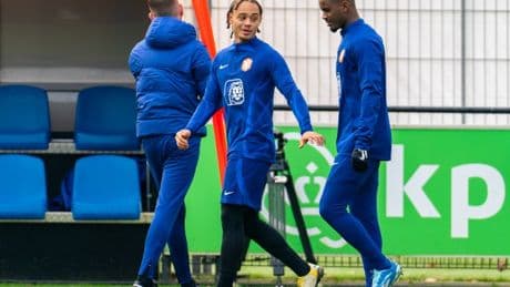Xavi Simons reacts to Jorrel Hato completing Chelsea transfer
