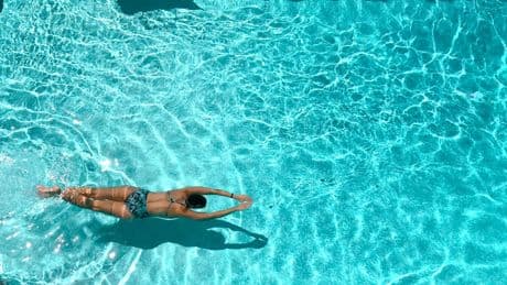 Contaminación fecal: estos son los riesgos del &#039;reto viral&#039; que consiste en defecar en piscinas