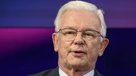 „Dann muss es so harte Einschnitte geben, dass demokratische Verwerfungen zu befürchten wären“