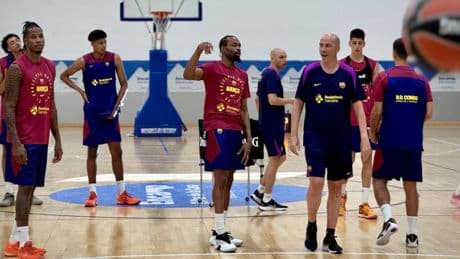 Peñarroya confía en su nuevo Barça: "Podemos luchar por todo"