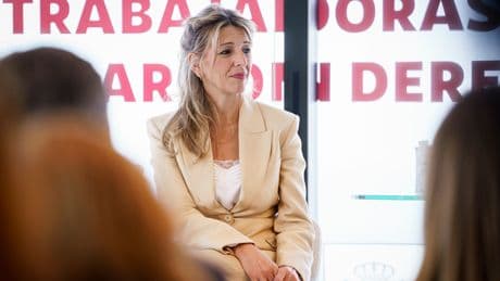 Reducir la jornada laboral: los mismos obstáculos para Trabajo tras 11 meses de negociación