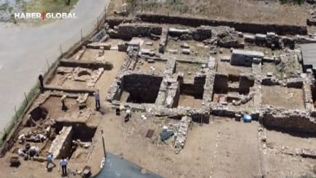 Çanakkale'de 11'inci yüzyıla ait mezarlar bulundu!