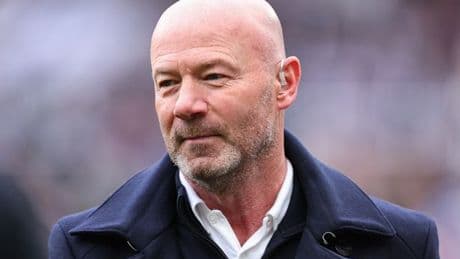 Alan Shearer brands Man Utd misfit a 'damaged player' and gives verdict on failed transfer