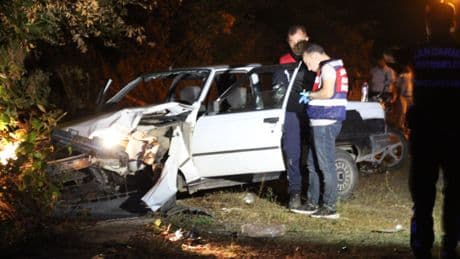 Sakarya'da otomobil ile motosiklet çarpıştı: 1 ölü, 1 yaralı