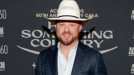 Country star slams brawling fans at gig, telling them: ‘This is not a Travis Scott concert’