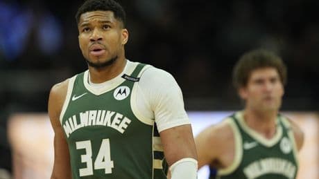 Antetokounmpo faces big offseason question of whether to stay with Bucks or leave