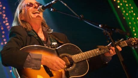Caledonia singer Dougie MacLean to lead 'mass singalong' event at Edinburgh Festival