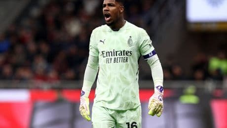 Chelsea transfer stance made clear after AC Milan set Mike Maignan price tag