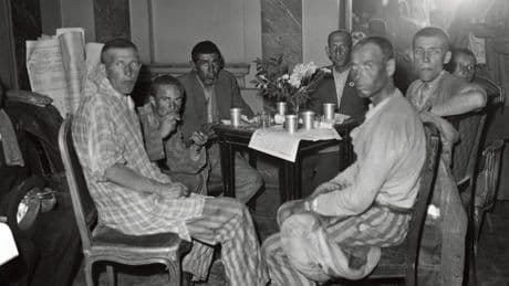 Libération des camps en 1945 : le retour des rescapés