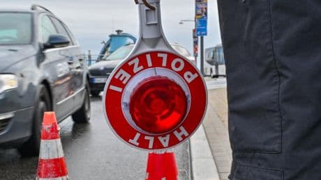 Polizei nimmt bei Grenzkontrollen mehr Schleuser fest