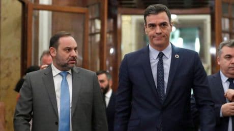 Moncloa preguntó por las sospechas sobre Ábalos a altos cargos de Transportes antes de que Sánchez le cesara