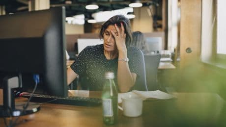 «Les premiers signes d’une maladie cardiaque sont discrets» : quand faut-il consulter un cardiologue ?