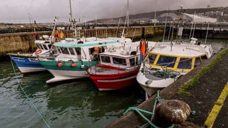 France seizes UK fishing boat in English Channel