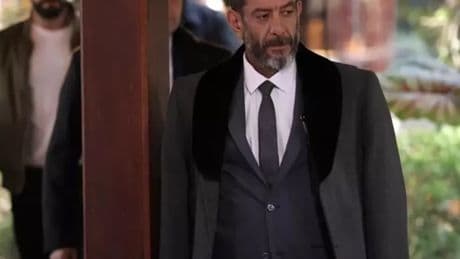 Ünlü oyuncu Emre Törün hayatını kaybetti