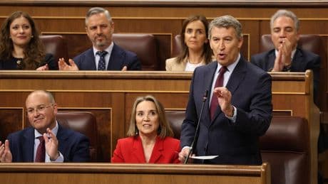 “Infierno fiscal”, caída de la “renta real” y deuda: Feijóo retuerce la economía para atacar el punto más fuerte del Gobierno