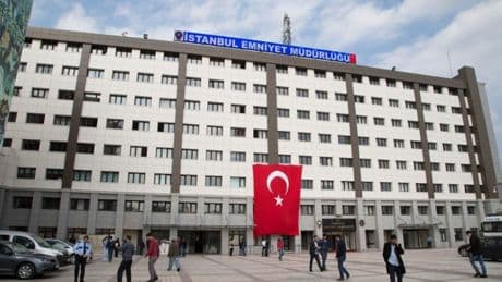Plakası kapatılan polis otobüsü ile ilgili açıklama: İnceleme başlatıldı
