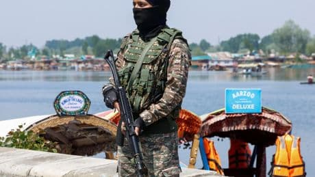 Pakistán se prepara para entrar en guerra con India en las próximas 24 horas: "Narendra Modi es impredecible"