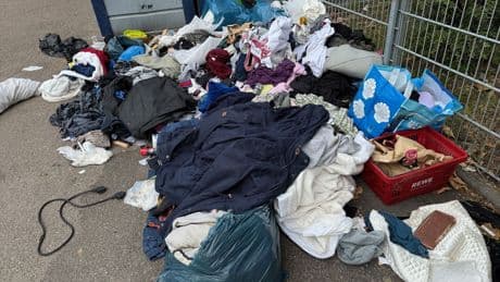 Umwelt und Entsorgung: Altkleidercontainer verschwinden – Hilfswerke schlagen Alarm