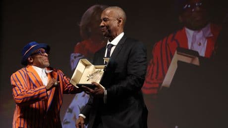 Highest 2 Lowest: Denzel Washington recibe por sorpresa la Palma de Oro, rapea, baila y dignifica el simpático divertimento de Spike Lee (***)