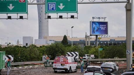 Huthi-Rakete am Flughafen von Tel Aviv eingeschlagen