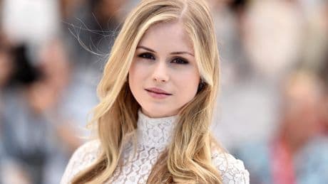 The Boys-actrice Erin Moriarty (30) lijdt aan ziekte van Graves