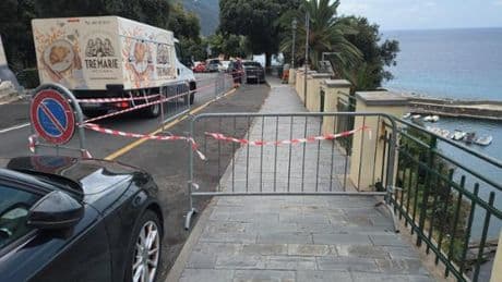 Camogli, scatta il sensore nella falesia a rischio crolli. Chiusa parte di via Ruffini