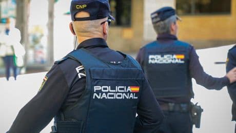 Una multitudinaria pelea con palos y botellas en Aranda de Duero se salda con un detenido y un herido