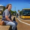 Als Femke de bus van 8.32 uur mist, komt ze niet meer op haar werk: ‘Allemaal wegbezuinigd’