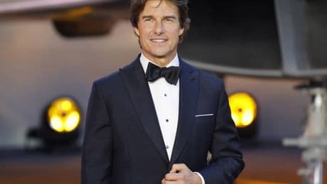 Tom Cruise, appare in pubblico per la prima volta con la nuova compagna dopo la rottura con Katie Holmes