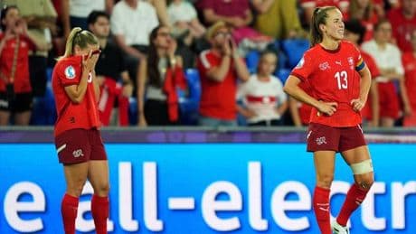 Eröffnungsspiel der Fußball-EM: Hoppla Schwiiz!