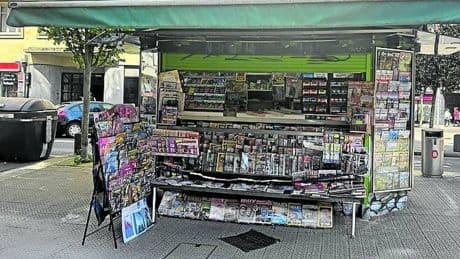 Ana y el kiosco del Ensanche