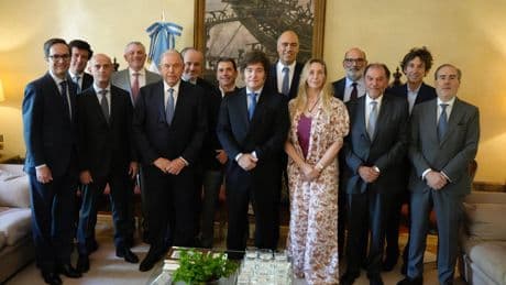 Milei vuelve a reunirse con empresarios españoles en su última visita a Madrid
