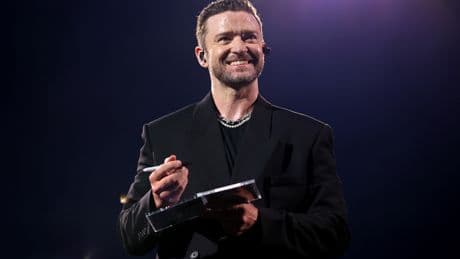 Justin Timberlake slammed for barely singing during Romania concert: ‘I want a refund’