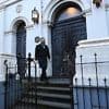 Netanjahu äußert sich besorgt: Mann nach Brandanschlag auf Synagoge in U-Haft