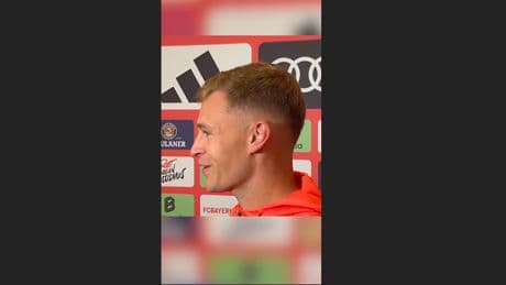 Wie meint er das? - Lustiger Kimmich-Spruch zum Diaz-Debüt