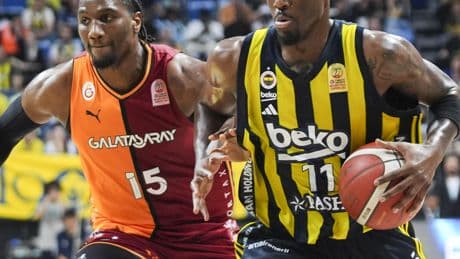 Basketbol derbisinde Fenerbahçe'den büyük fark!