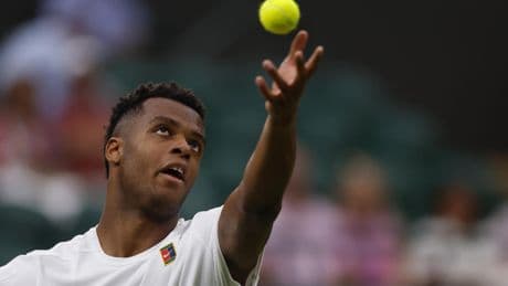 EN DIRECT - Wimbledon : pas d’exploit pour Mpetshi Perricard, Rinderknech veut faire tomber Zverev, Djokovic en guest-star
