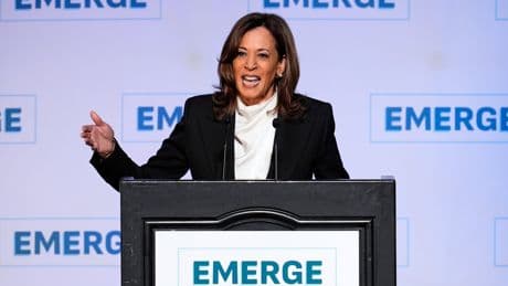 Kamala Harris reaparece y carga contra Trump: “Esta Administración ha abandonado los valores de Estados Unidos”