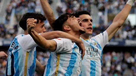 Horario y dónde ver por TV hoy el Málaga - Granada de LaLiga Hypermotion de fútbol